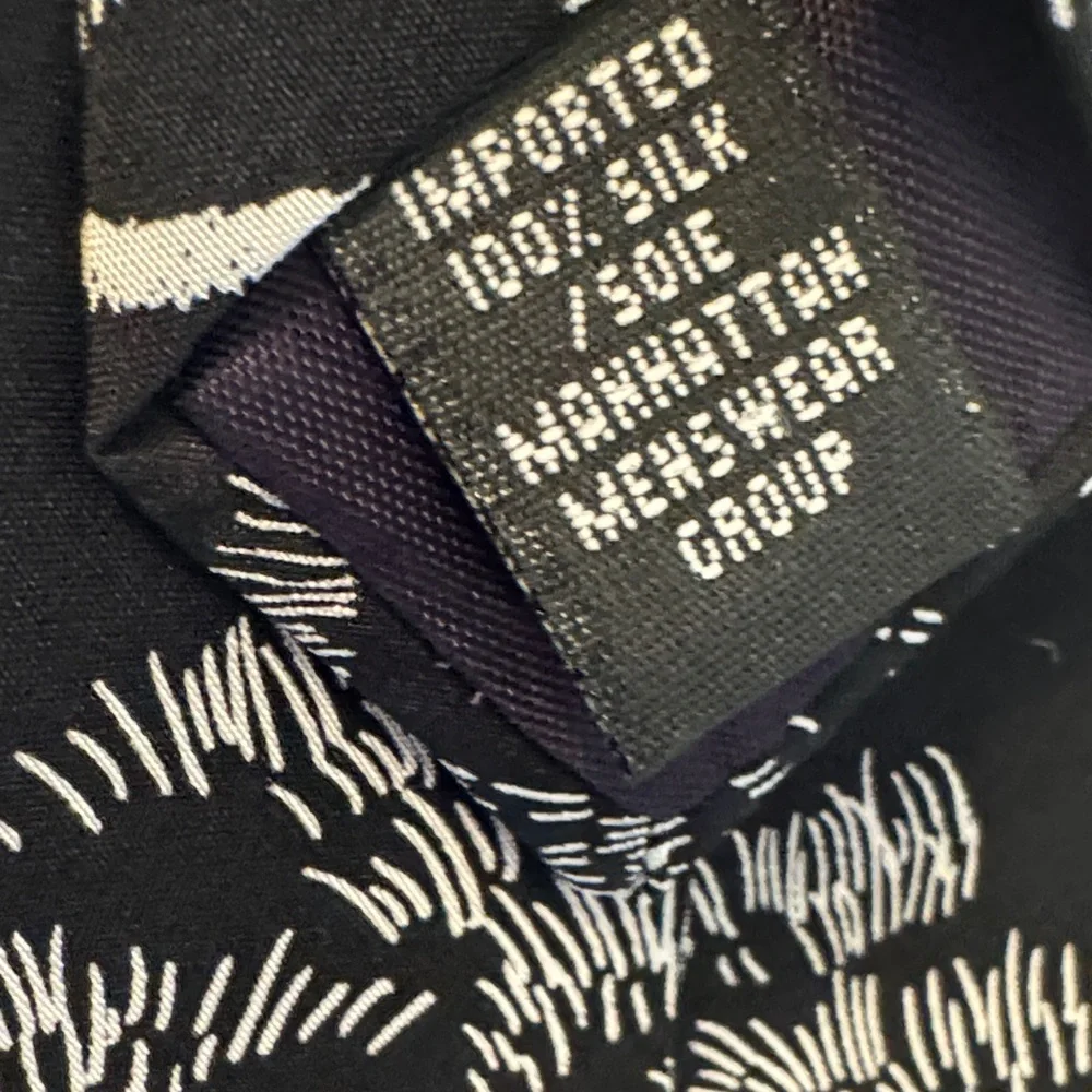 World Wildlife Fund Men's Necktie Black & White Plains Animals Design 160